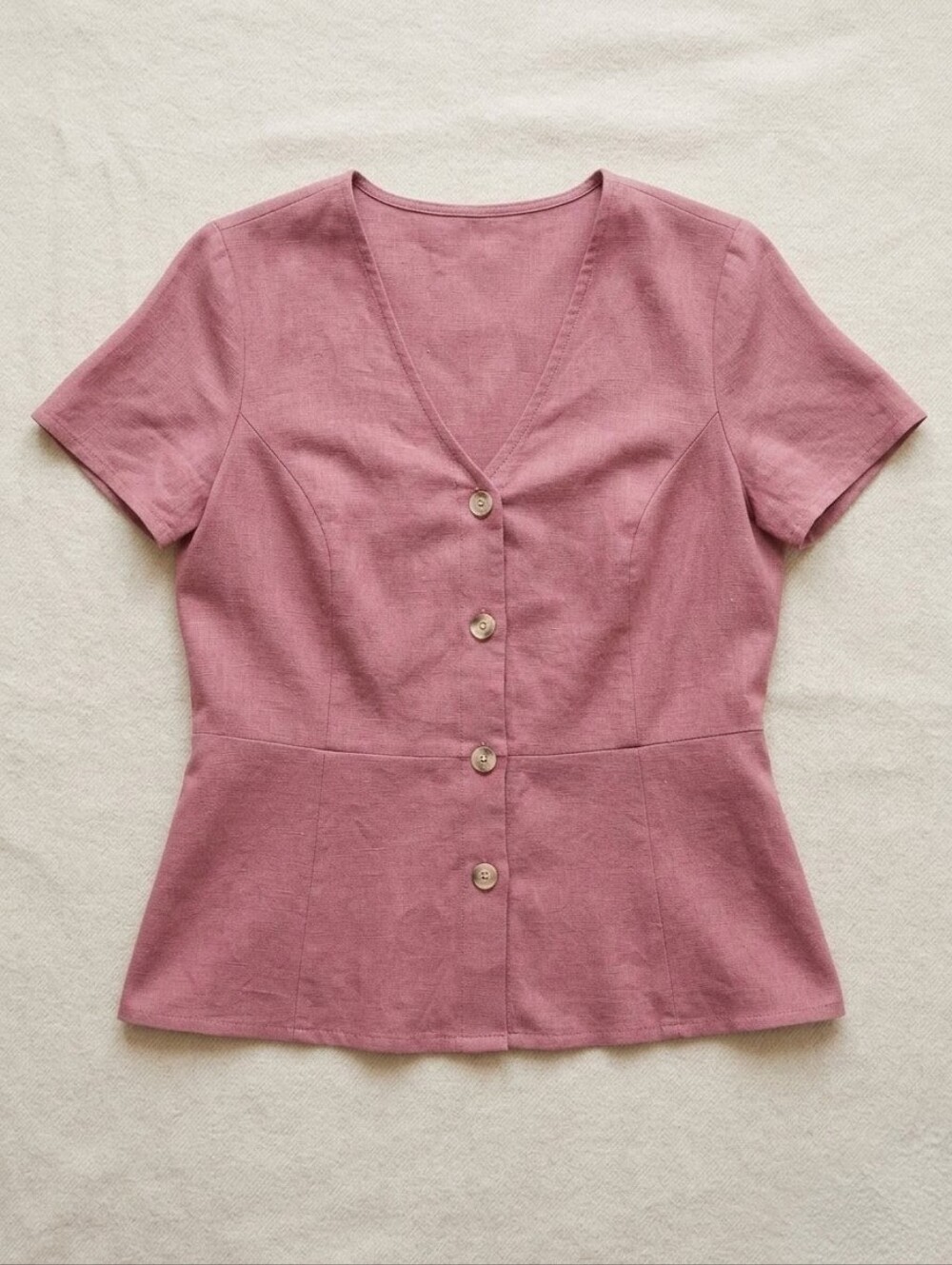NWT, Size Large, Vero Moda, Dusty Rose Peblum Button V-Neck Linen Feel Blouse